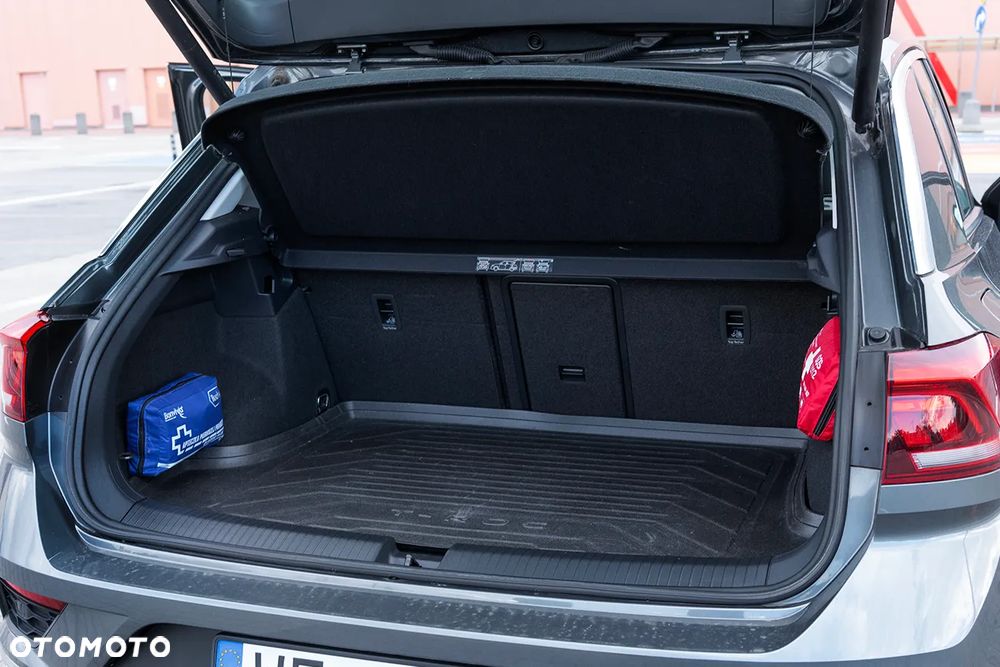 Volkswagen T-Roc - 10