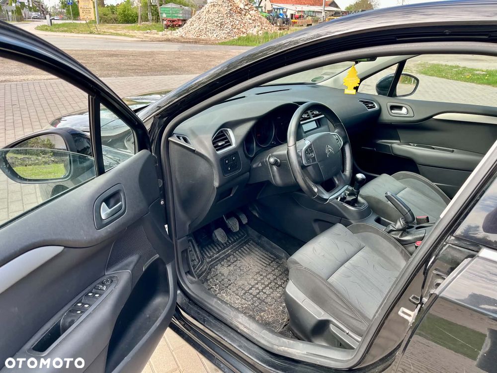 Citroën C4 VTi 120 Exclusive - 8