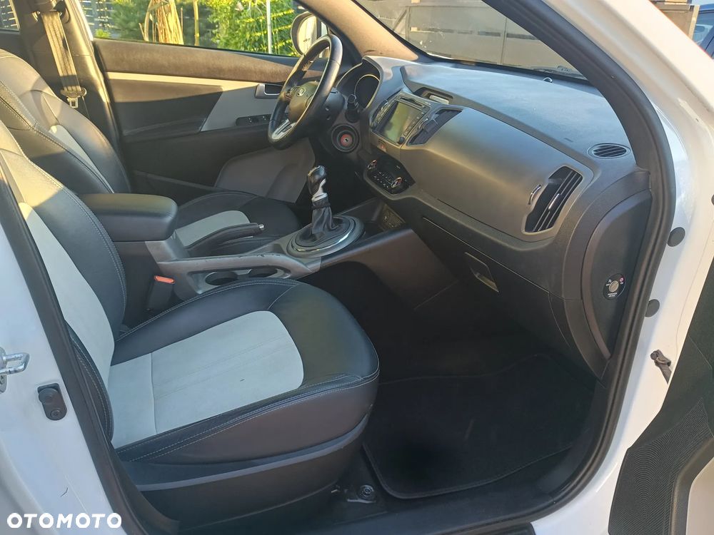 Kia Sportage 1.7 CRDI 2WD Attract - 20
