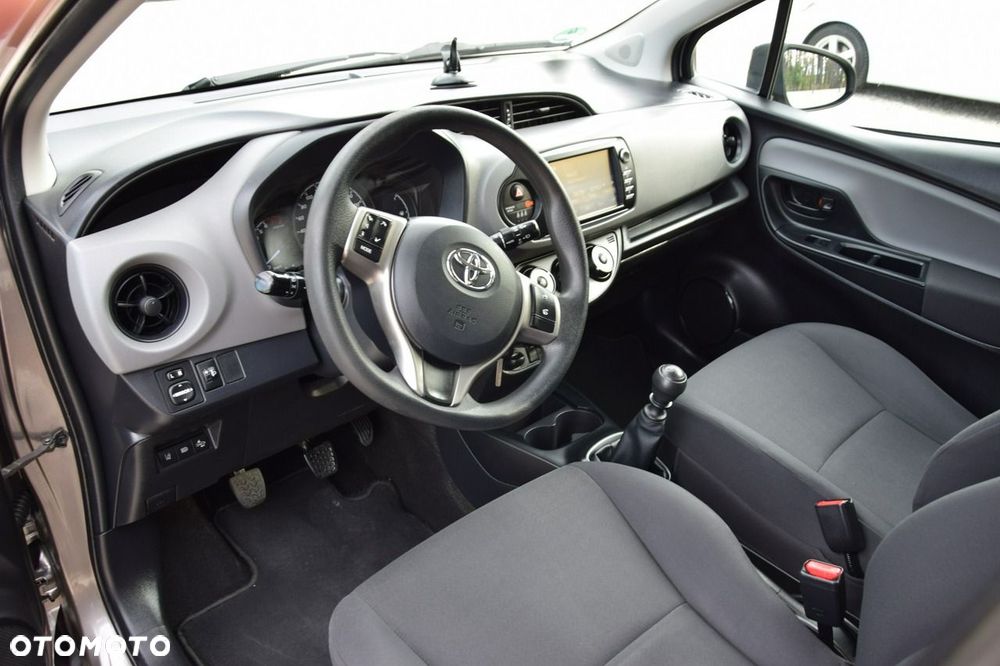 Toyota Yaris 1.5 Active - 29