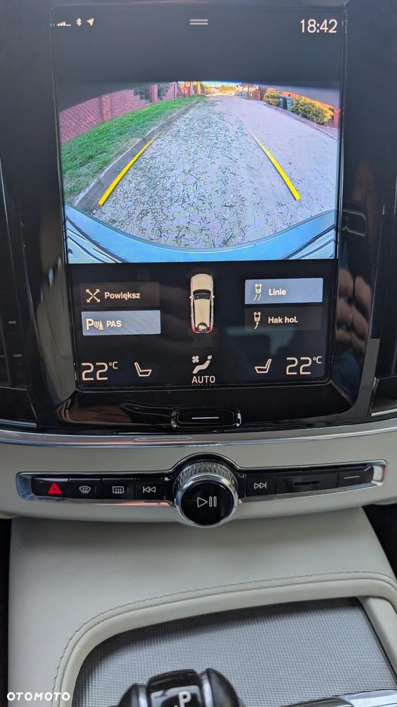 Volvo V90 Cross Country D4 AWD - 14