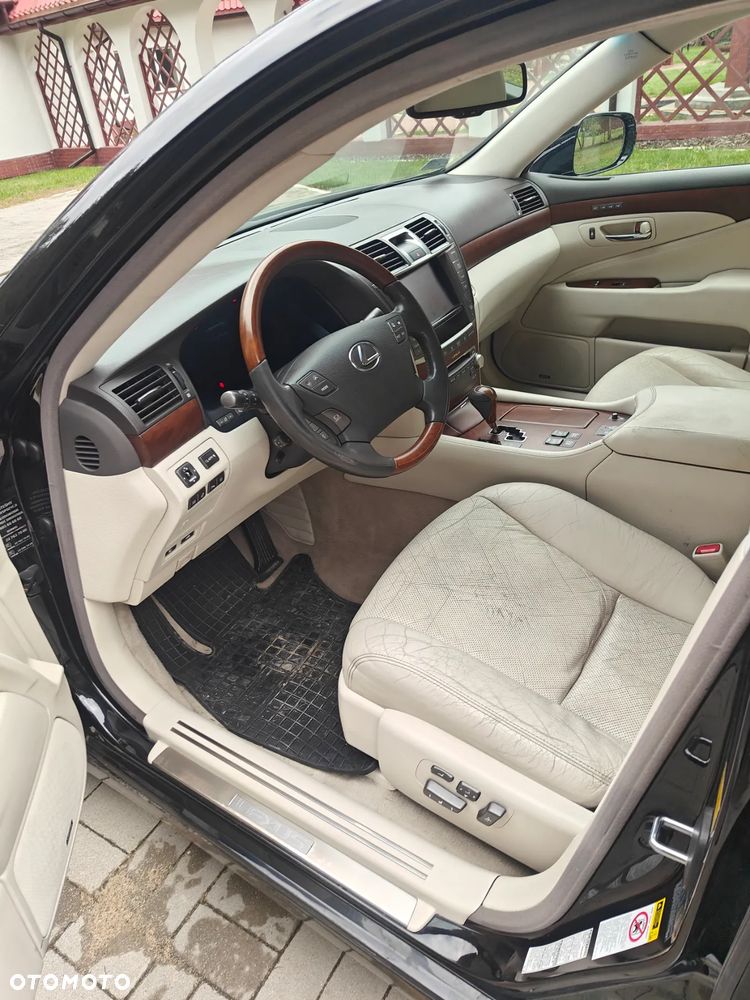 Lexus LS 460 Prestige AWD - 6