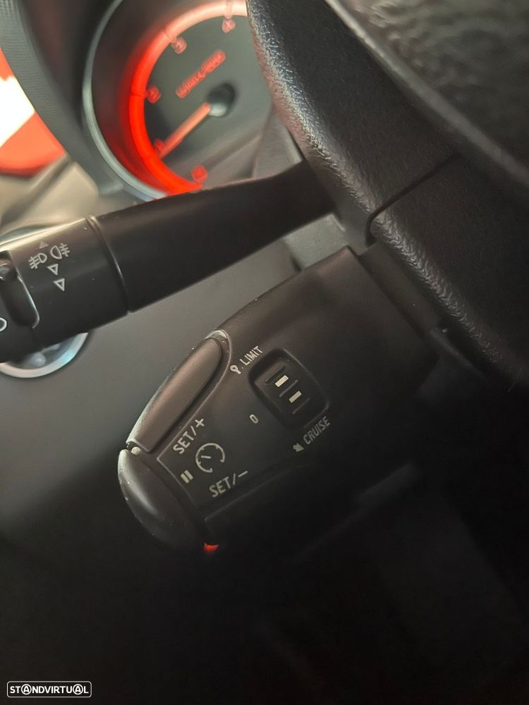 Peugeot 308 SW 1.6 HDi Executive - 18