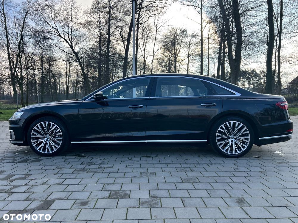 Audi A8 - 10