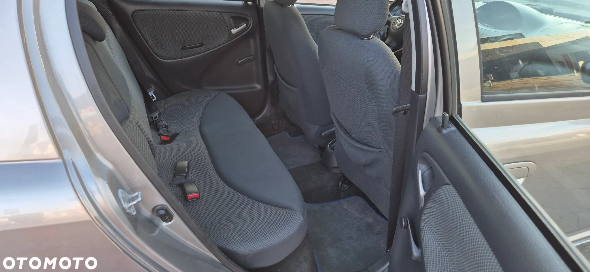 Toyota Yaris 1.4 D-4D Sol - 13