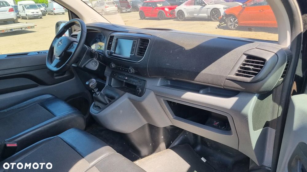 Opel Vivaro - 22