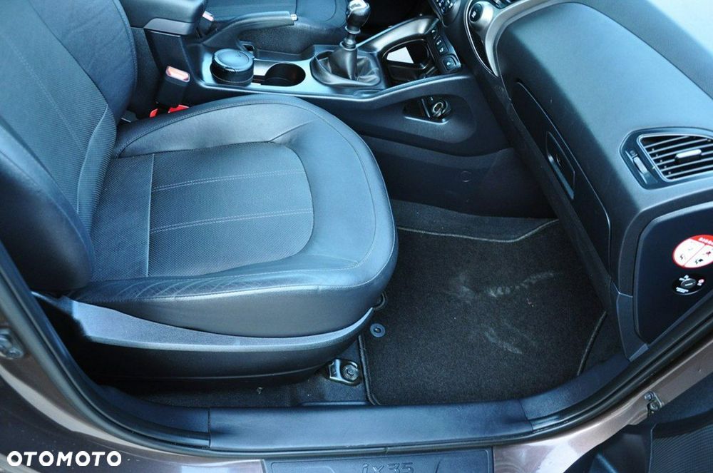 Hyundai ix35 - 28