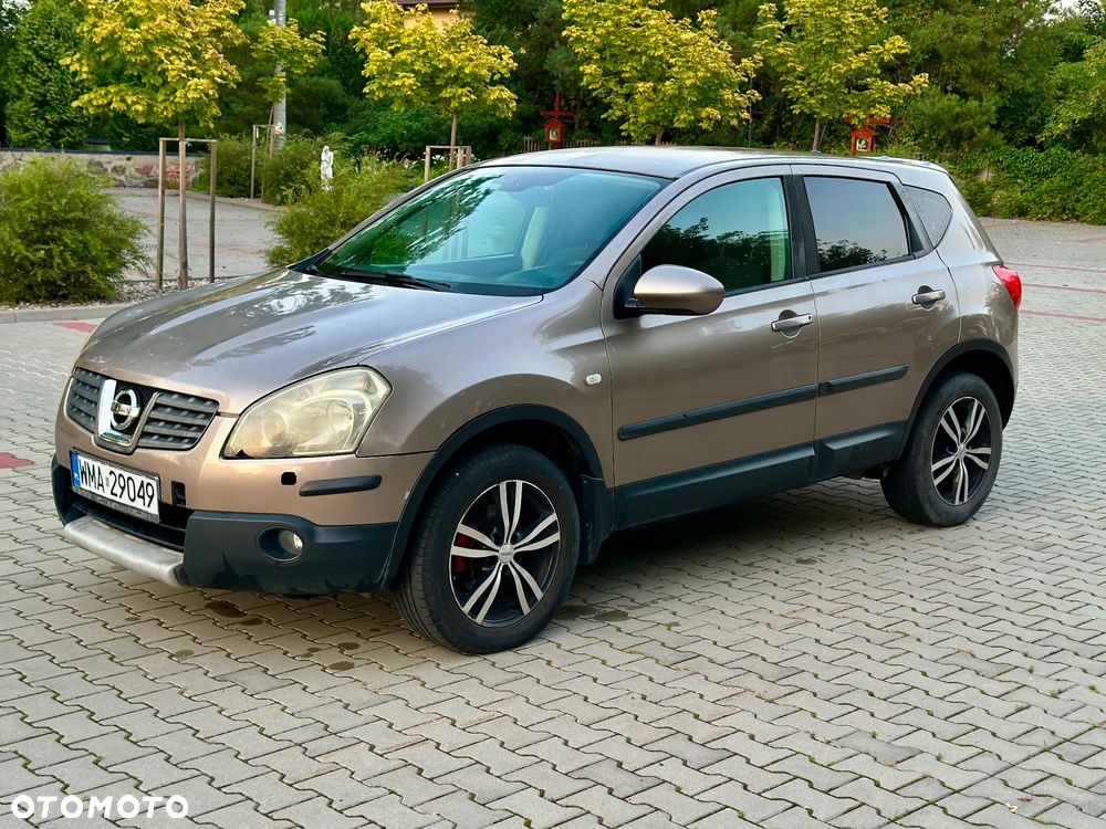 Nissan Qashqai - 2