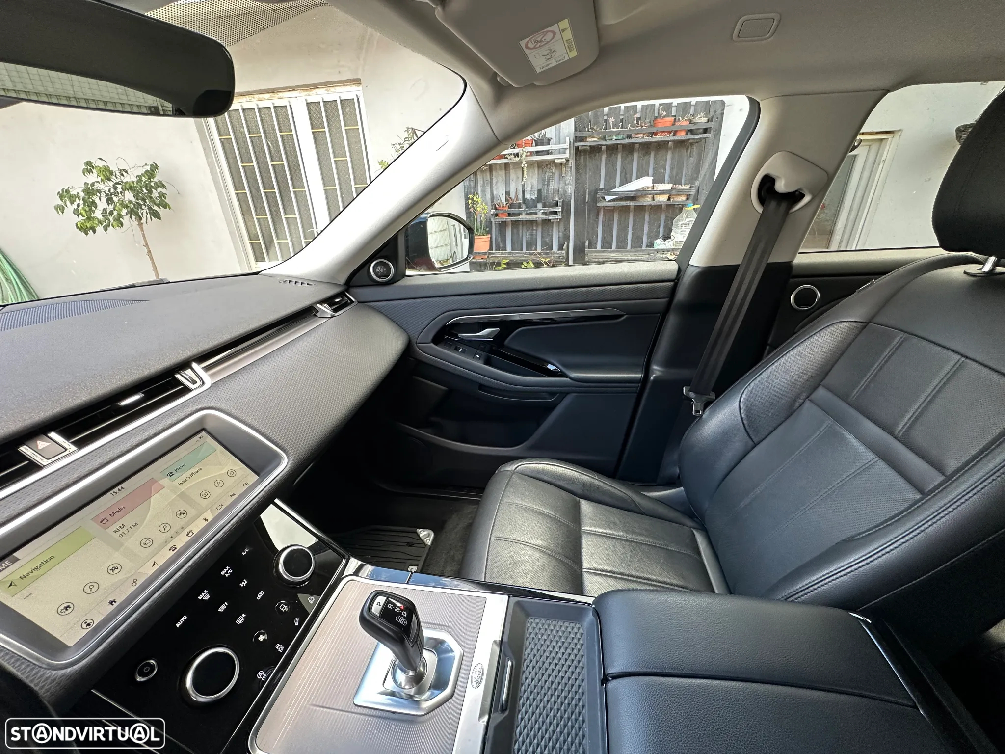 Land Rover Range Rover Evoque 2.0 D150 AWD R-Dynamic S Auto - 11