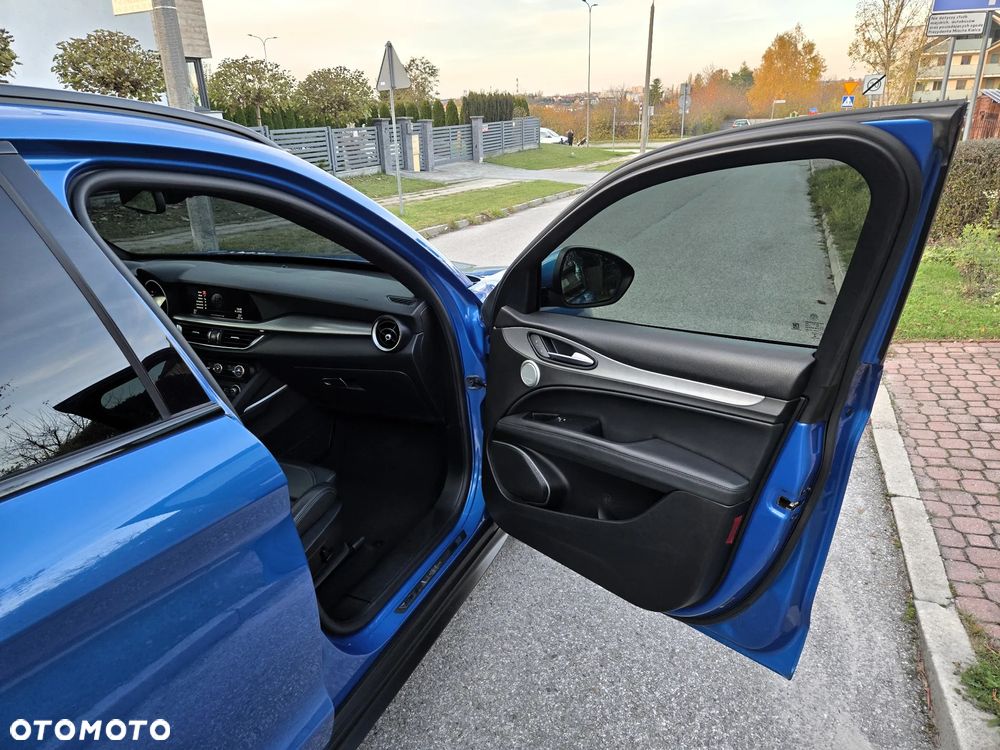 Alfa Romeo Stelvio 2.0 Turbo First Edition Q4 - 28