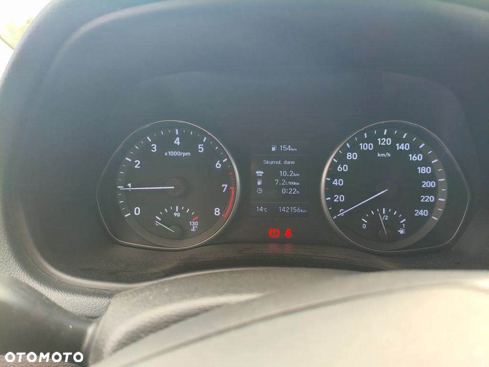 Hyundai i30 1.5 DPI Classic + - 12