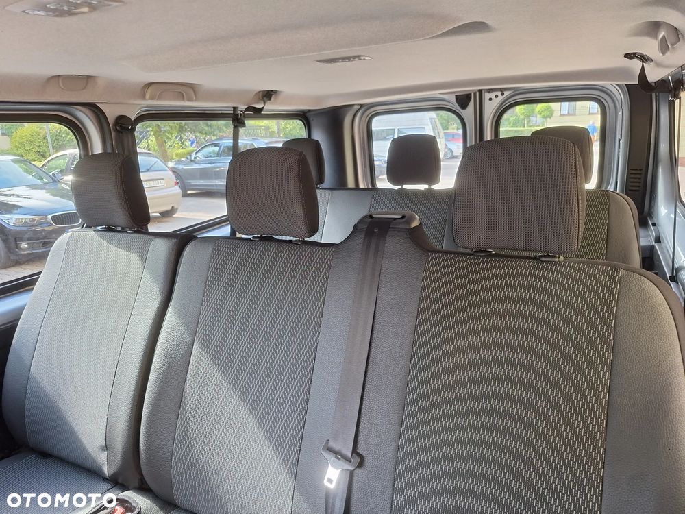 Renault Trafic 2.0 dCi - 29