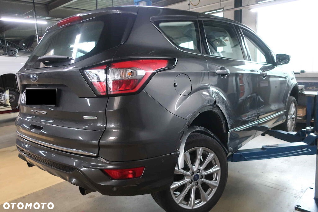 Ford Kuga 2.0 EcoBoost 4x4 Vignale - 6