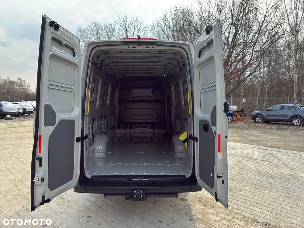 Volkswagen Crafter 35 Furgon Automat/LONG/L5H3, 2.0BiTDI 177KM, Automat, Wysoki dach, Long, r.o. 4490 - 10
