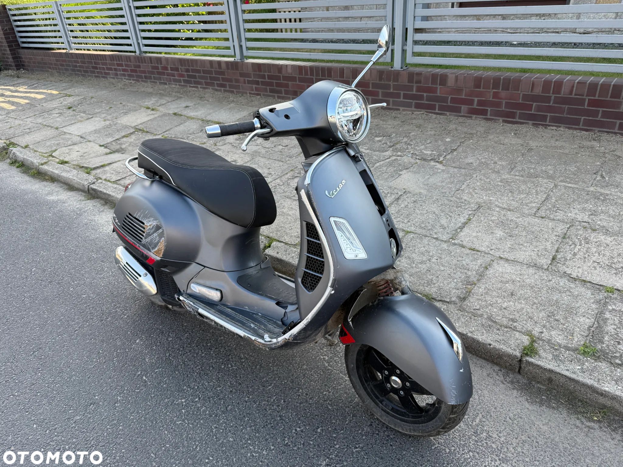 Piaggio Vespa - 1