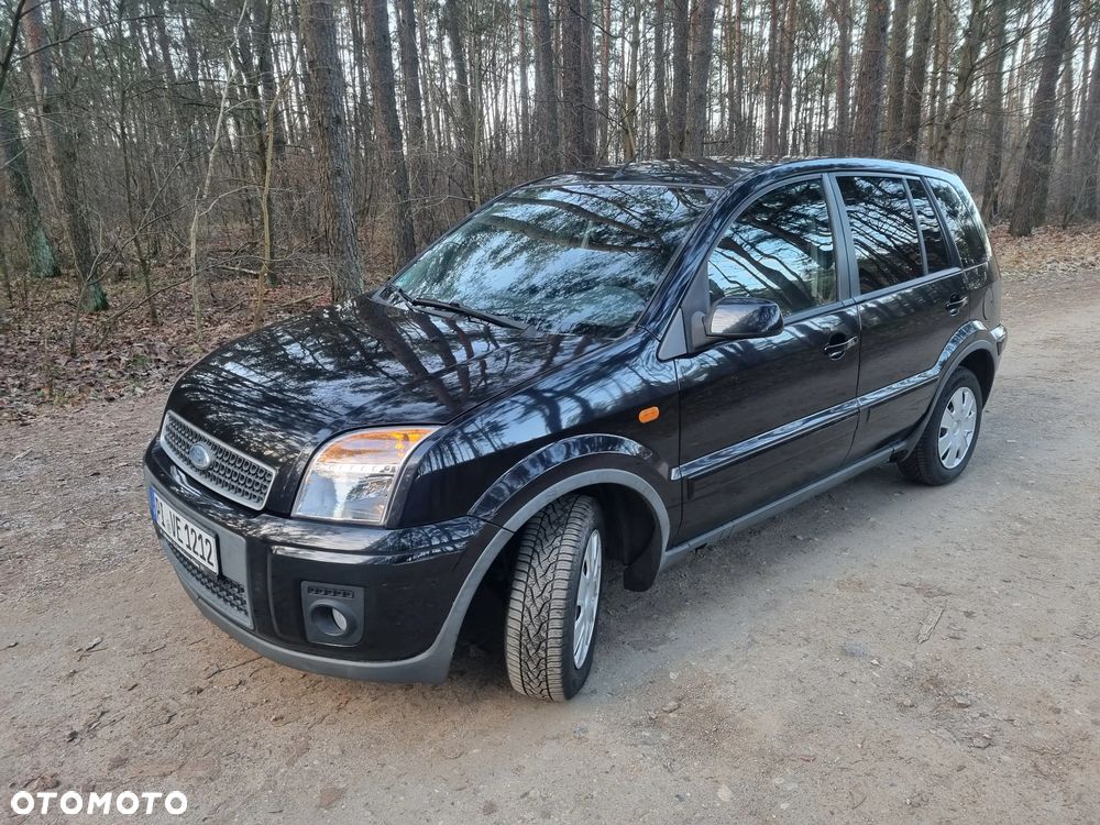 Ford Fusion 1.6 + - 23