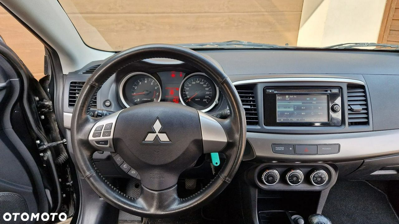 Mitsubishi Lancer - 24