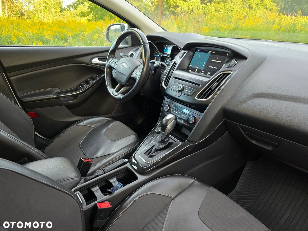 Ford Focus 1.0 EcoBoost Titanium ASS PowerShift - 12