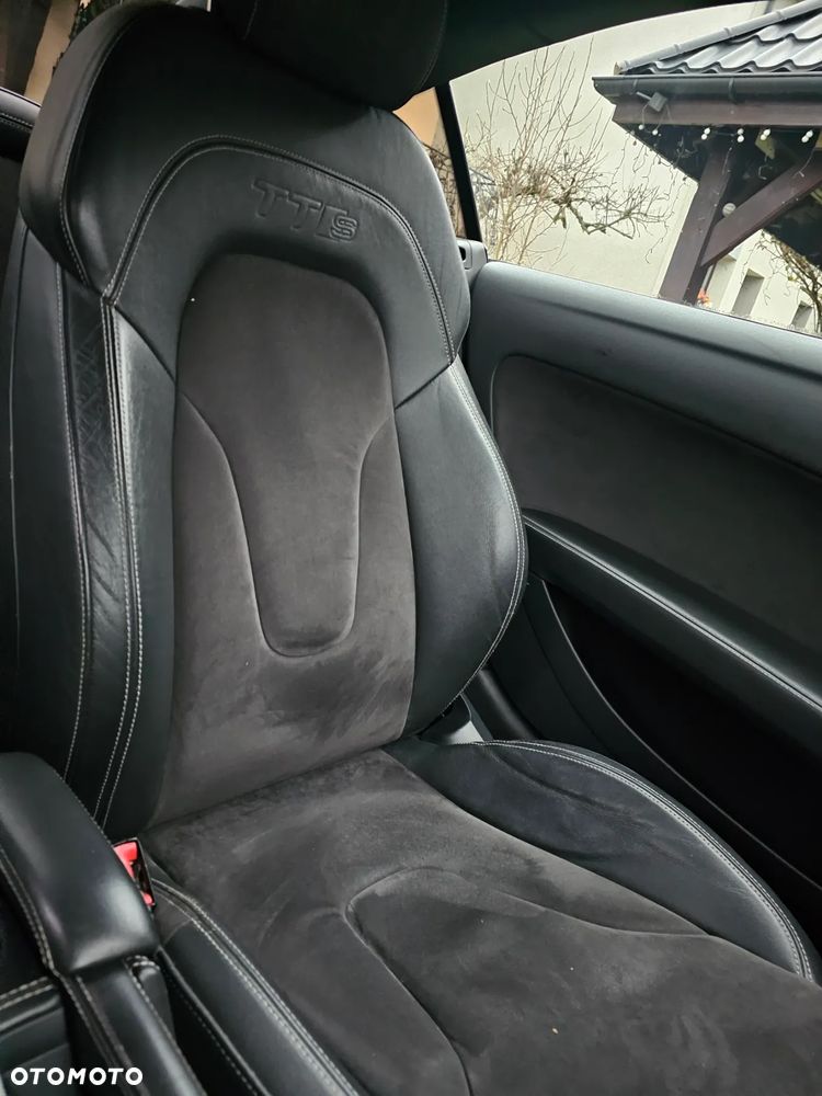 Audi TT S Coupé - 25