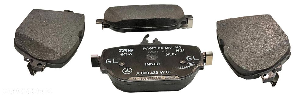 MERCEDES E-KLASA W213 AMG GT C290 Klocki hamulcowe tyl - 1