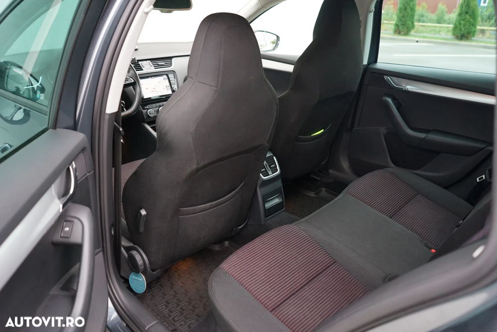 Skoda Octavia 2.0 TDI DSG Style - 26