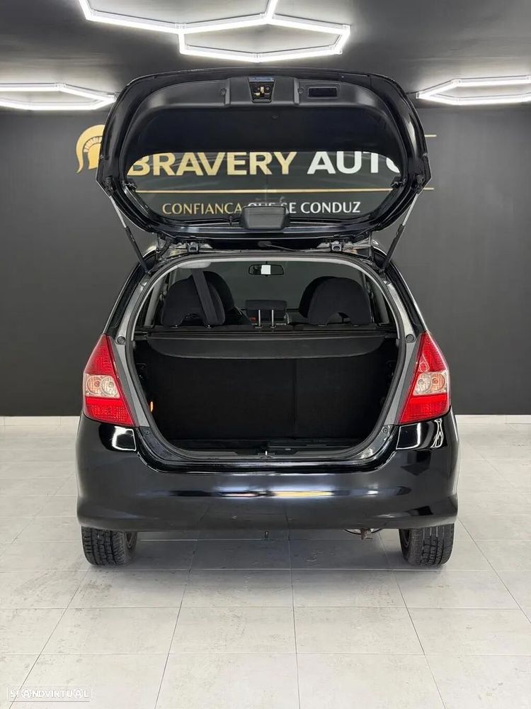 Honda Jazz 1.4 ES CVT - 27