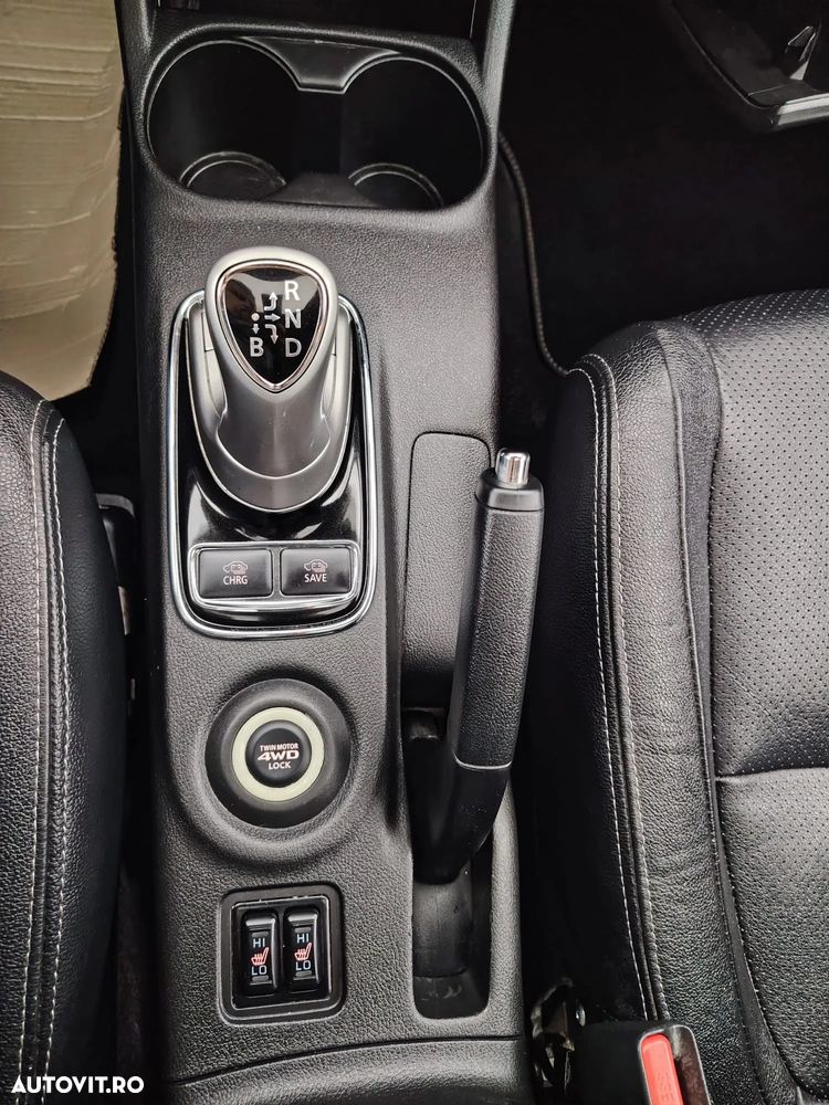 Mitsubishi Outlander 2.0 4WD Top - 8