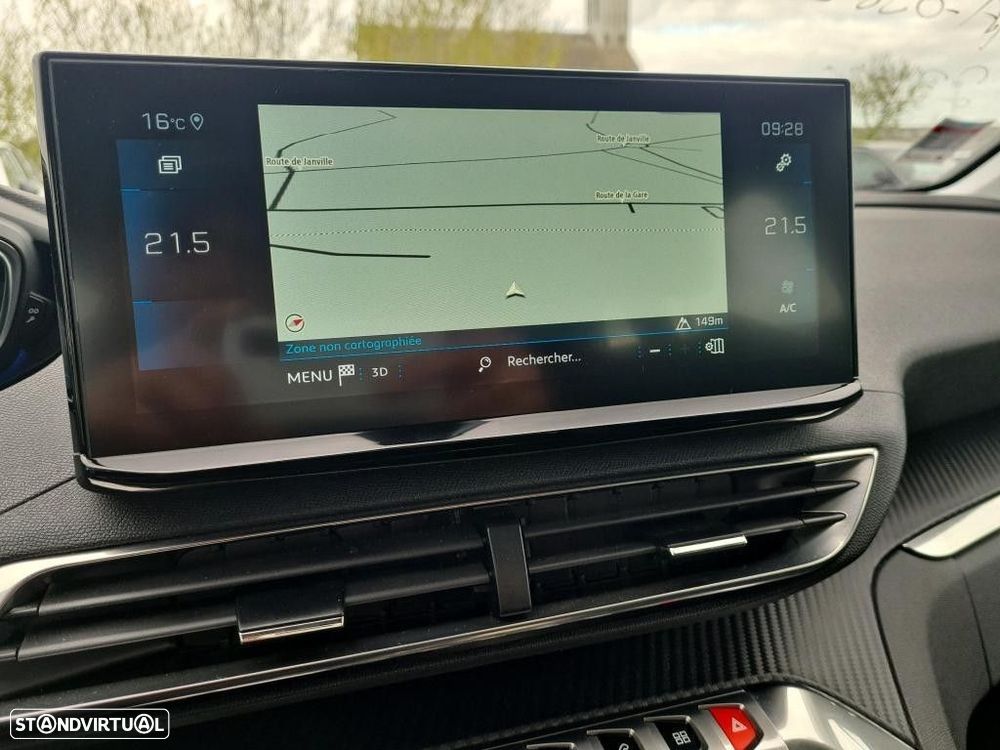Peugeot 5008 1.2 PureTech Allure EAT8 - 11