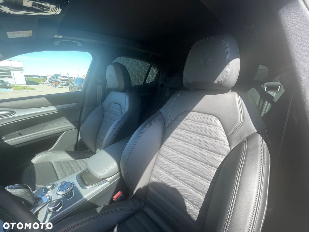 Alfa Romeo Stelvio 2.0 Turbo Veloce Q4 - 8