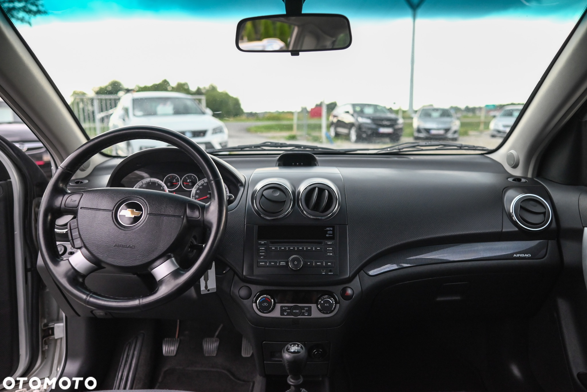 Chevrolet Aveo 1.4 16V LT - 11