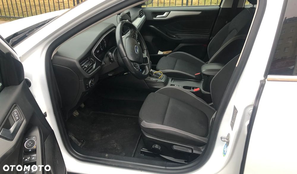 Ford Focus 1.5 EcoBlue Connected - 13