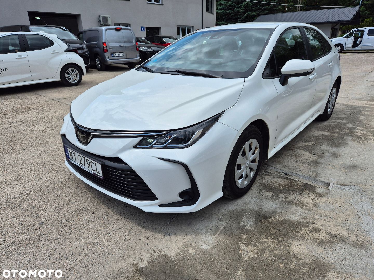 Toyota Corolla - 1