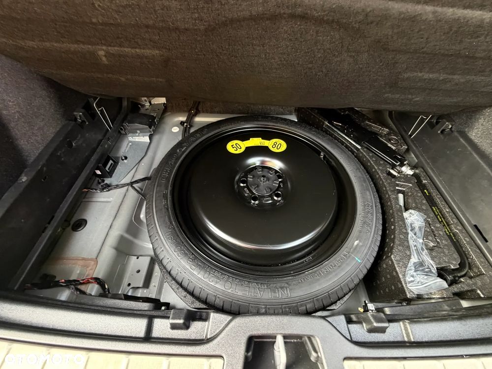 Volvo XC 40 B5 B AWD Ultimate Bright - 36