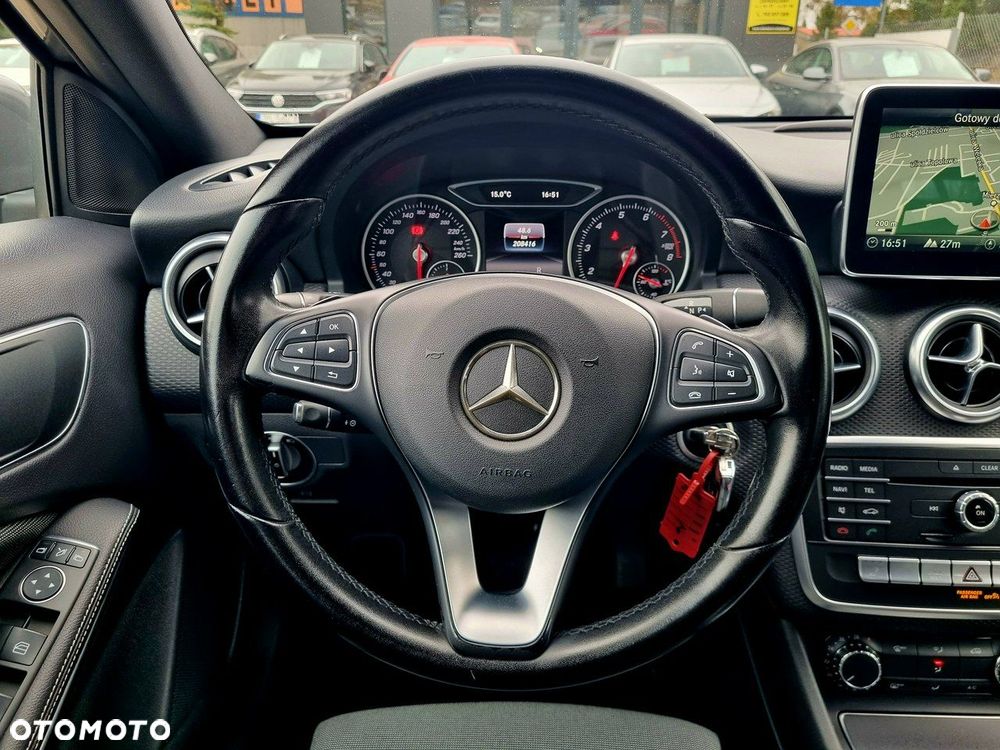 Mercedes-Benz Klasa A 180 7G-DCT Style - 15