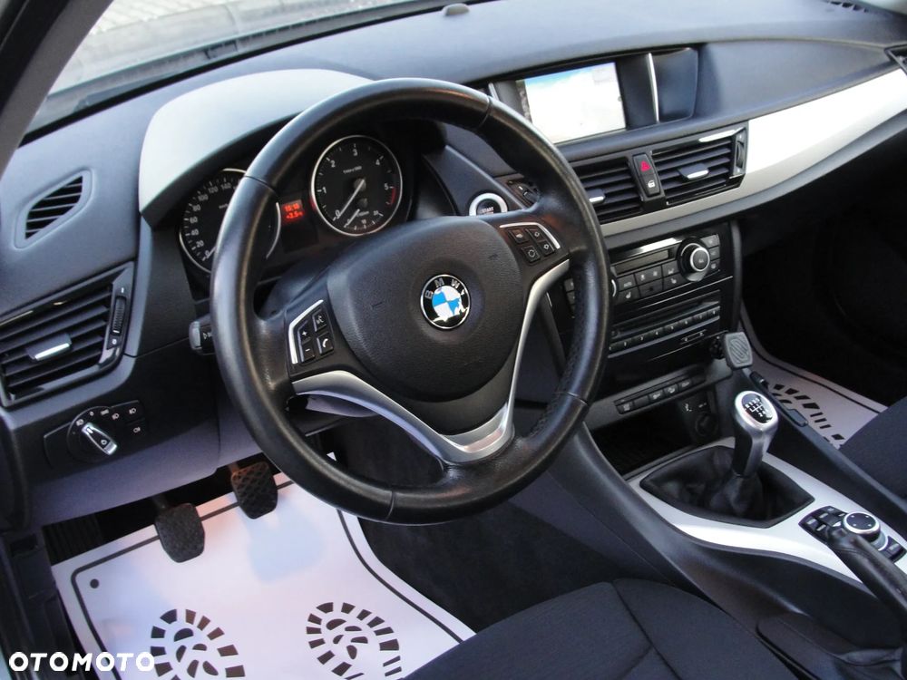 BMW X1 xDrive20d xLine - 18