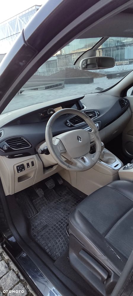 Renault Scenic - 23