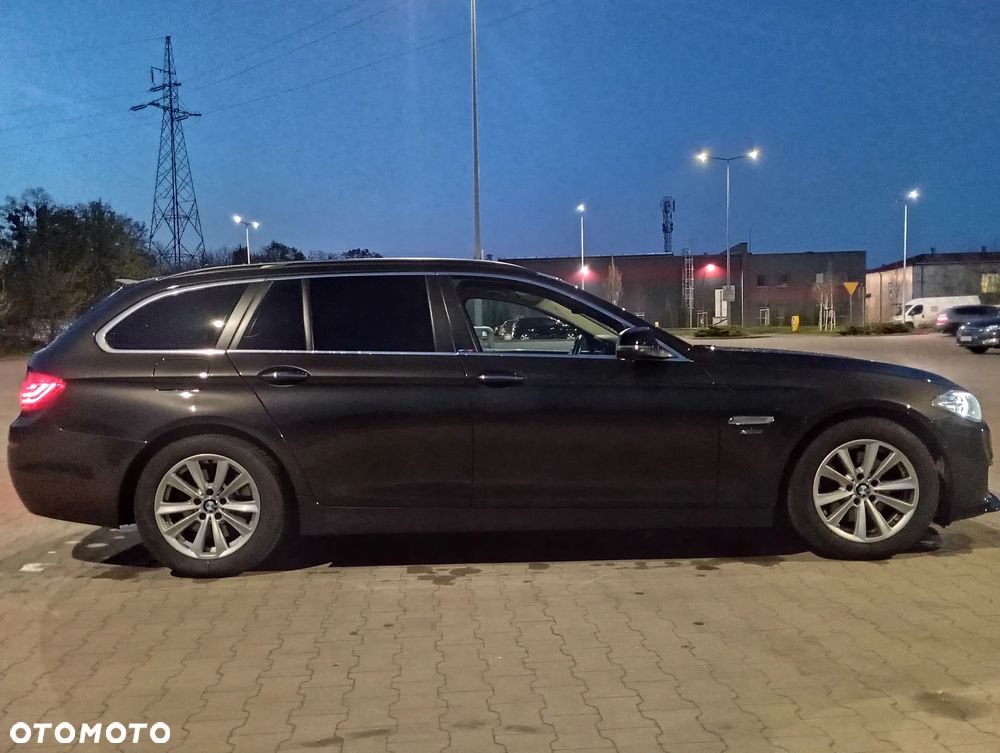 BMW Seria 5 520d - 5