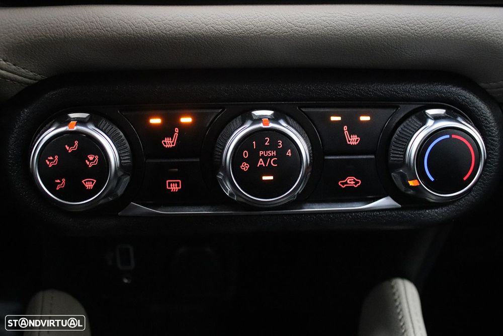 Nissan Micra 1.0 IG-T N-Design Black - 11