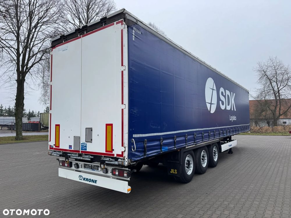 Krone SD Firanka Certyfikat XL, Dach podnoszony - 9