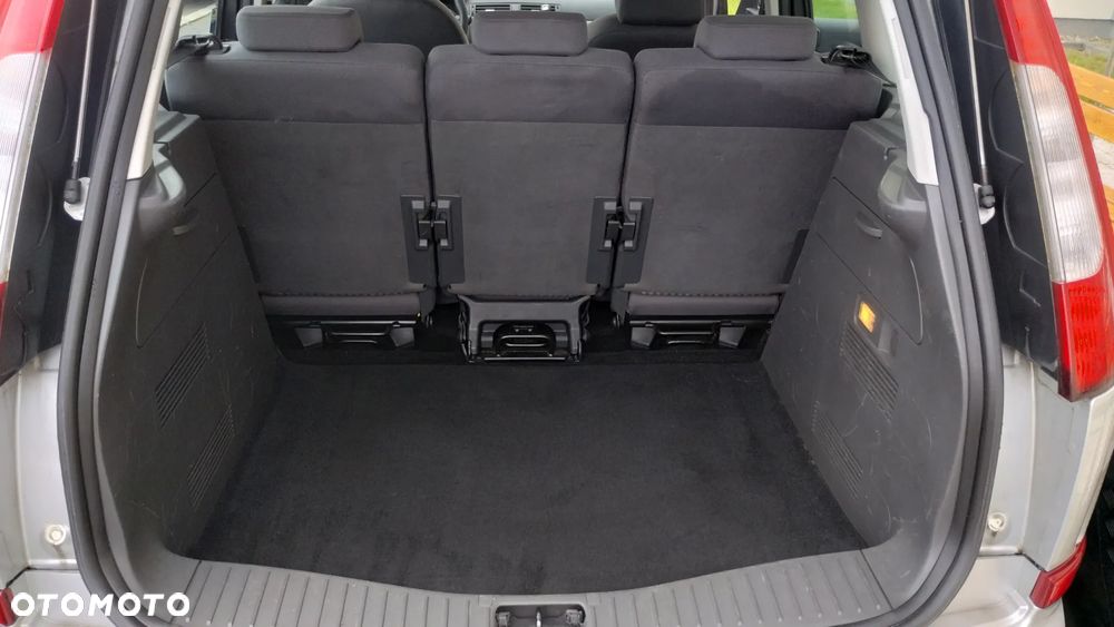 Ford Focus C-Max - 13