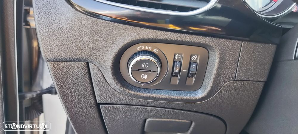 Opel Astra Sports Tourer 1.6 CDTI Dynamic Sport S/S - 20