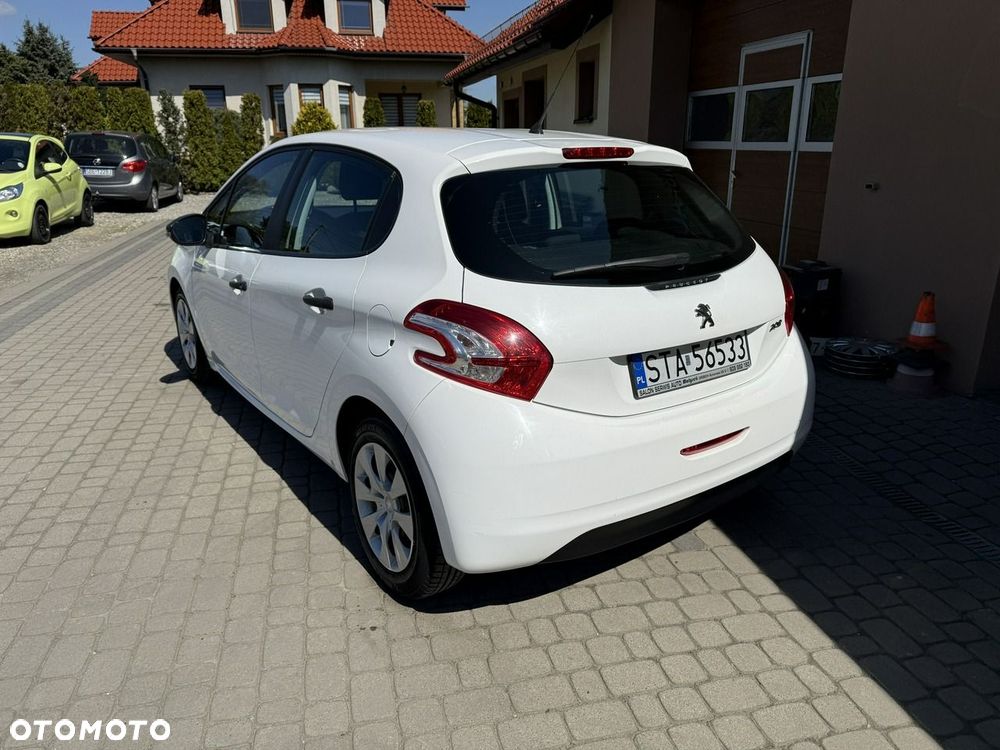 Peugeot 208 1.4 HDi Active - 9
