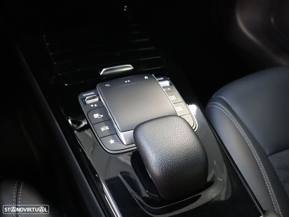 Mercedes-Benz A 250 e Style Plus - 20
