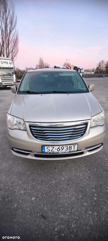 Chrysler Town & Country 3.6 Limited - 1