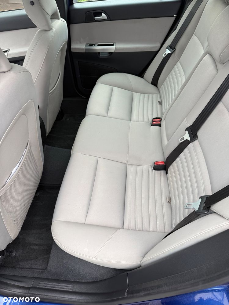 Volvo V50 - 13