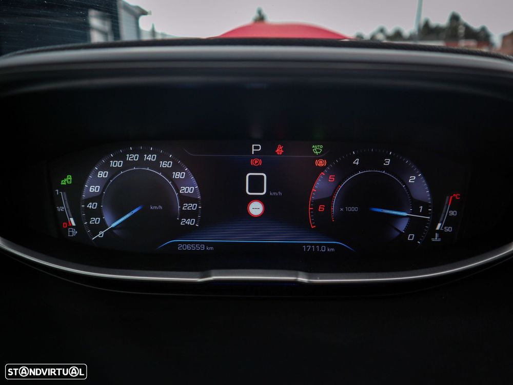 Peugeot 3008 1.6 BlueHDi GT Line EAT6 - 24
