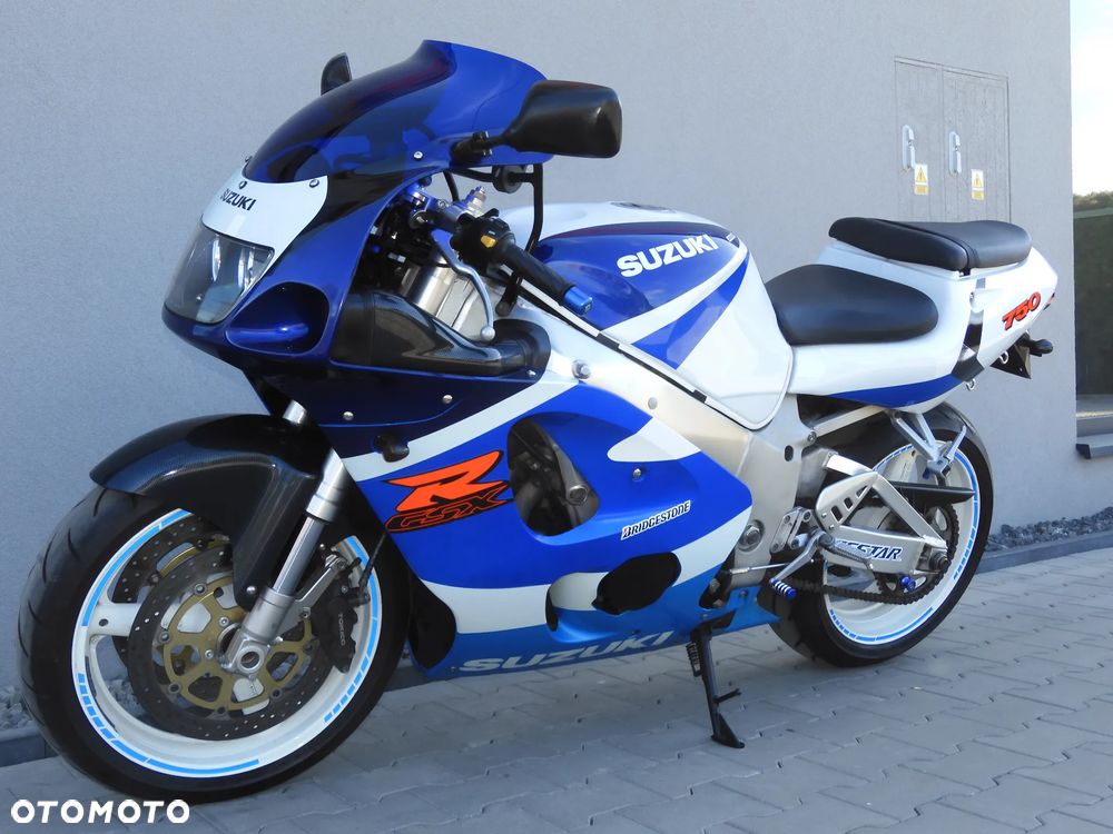 Suzuki GSX-R - 34