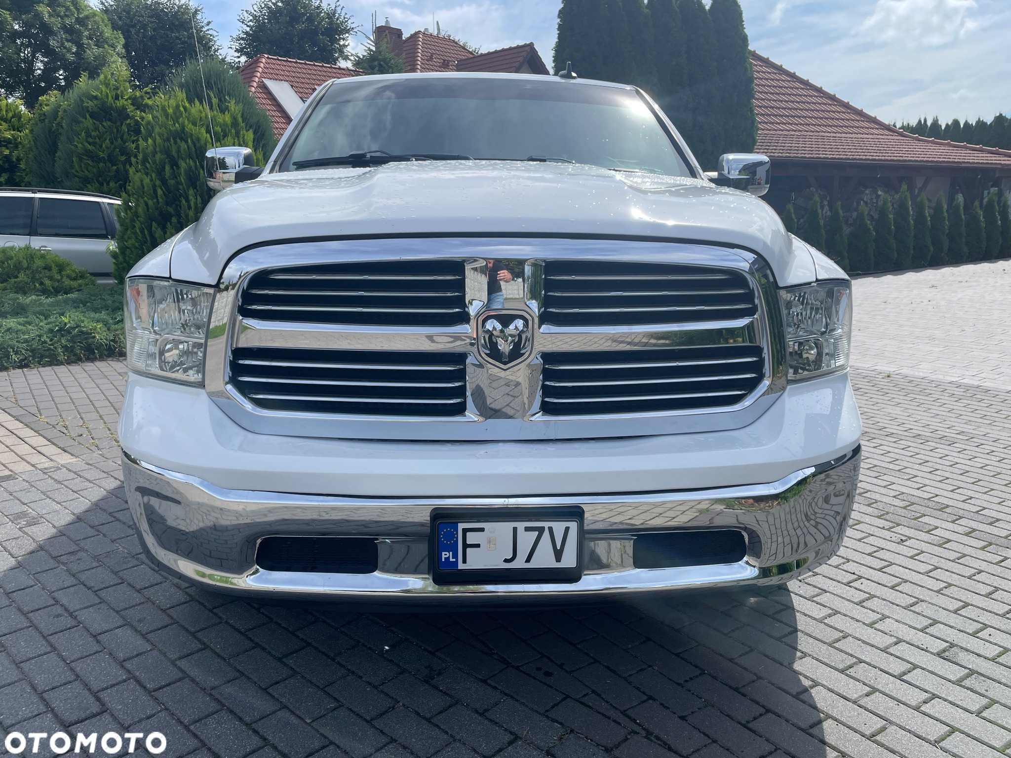 RAM 1500 Crew Cab Longhorn - 2