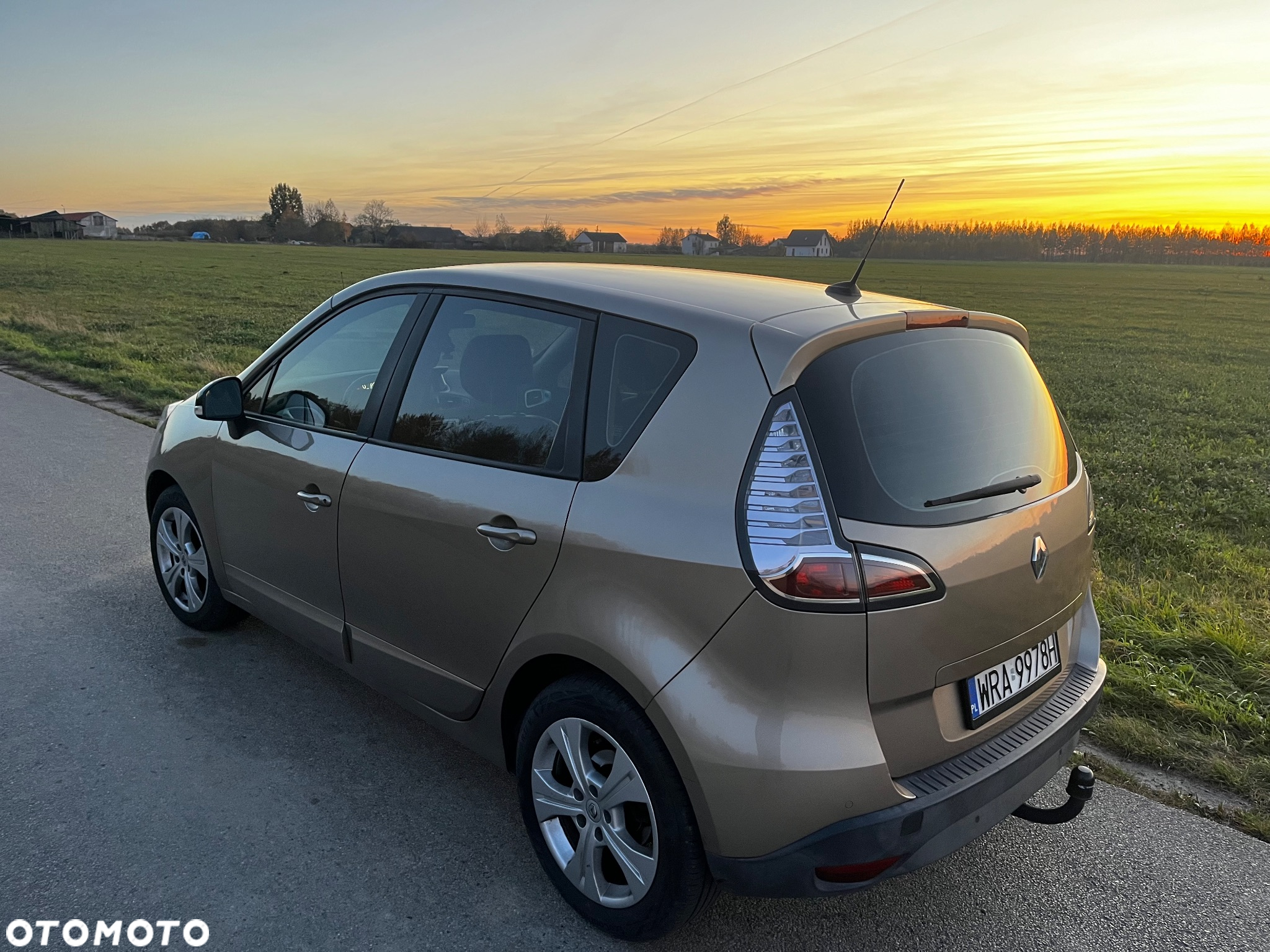 Renault Scenic 1.5 dCi Life - 4