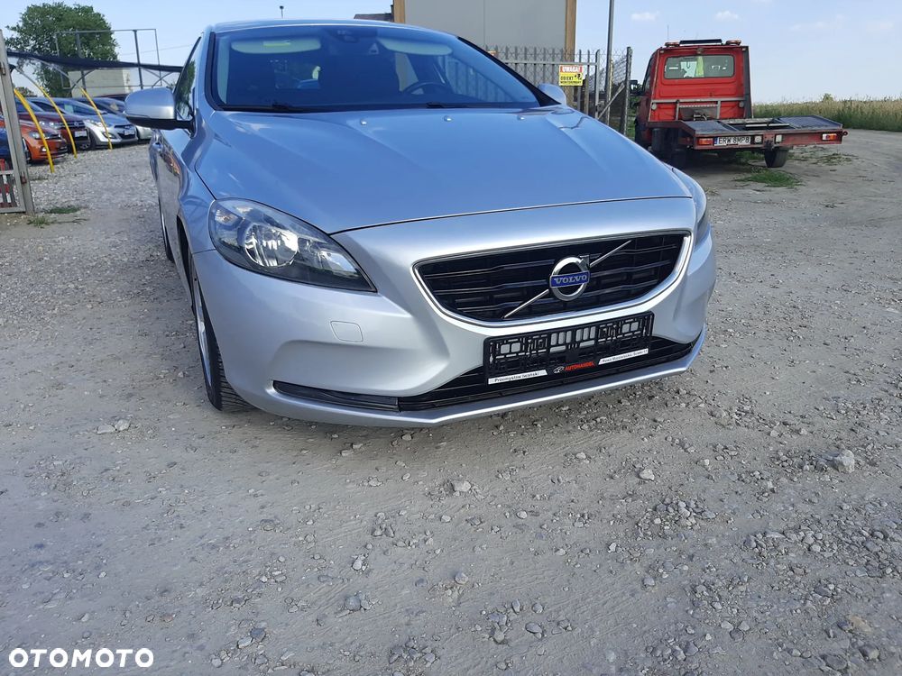 Volvo V40 D2 - 4